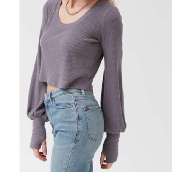 Urban Outfitters Sweaters - Out From Under Gemma Cozy Balloon Sleeve Crop Top🎈